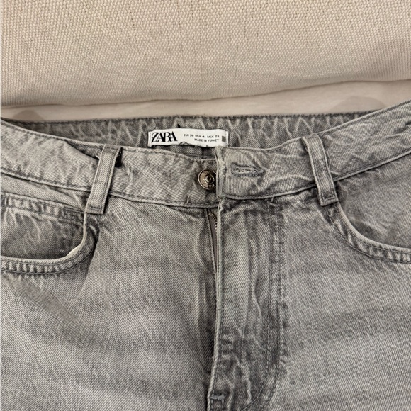 Light Gray Ripped Jeans - Picture 4 of 7